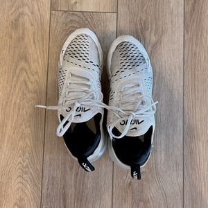 Nike Air Max 270